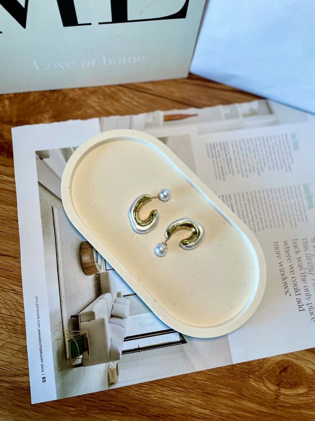Oval Trinket Tray