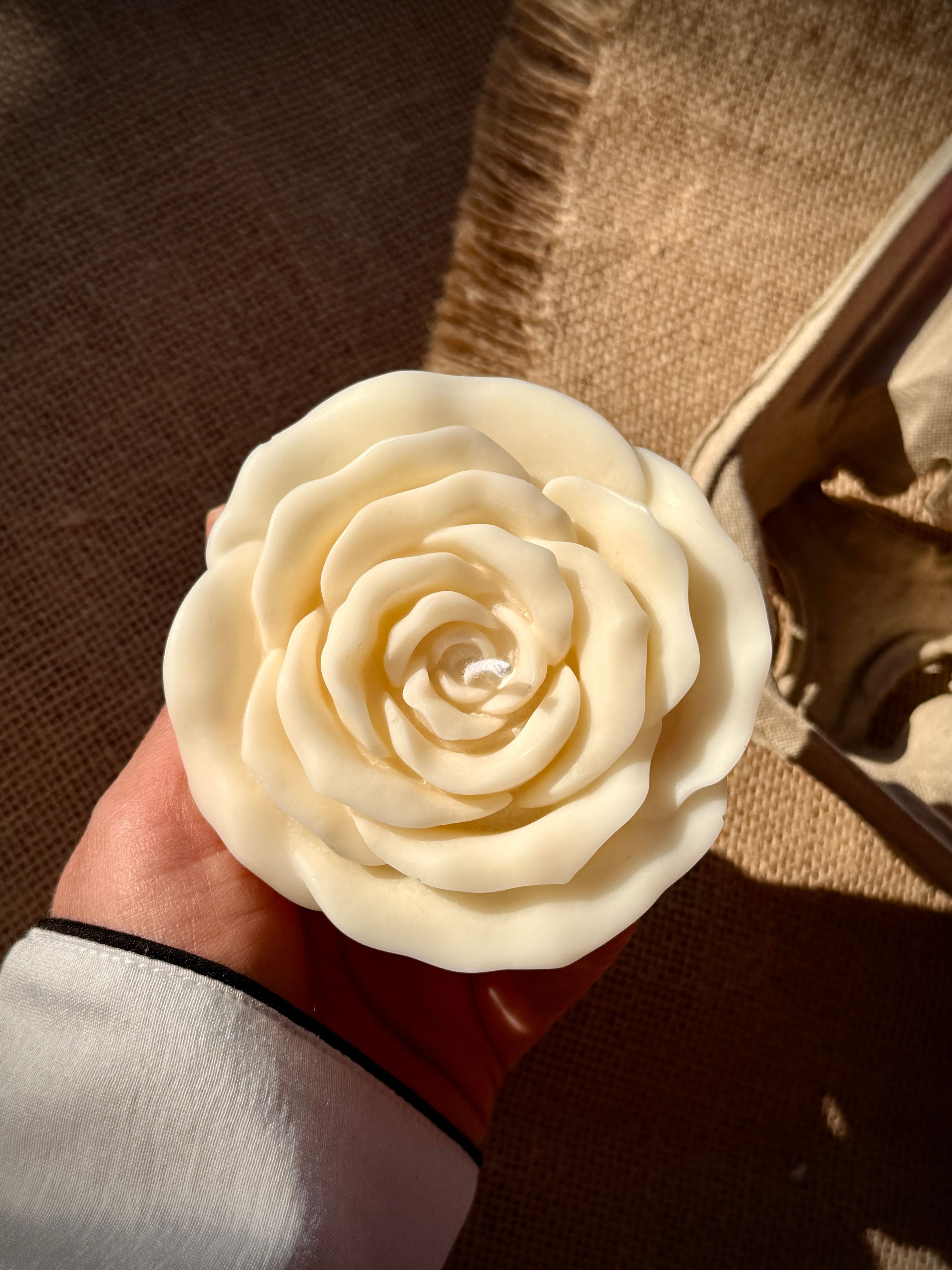 Candle "ROSA"