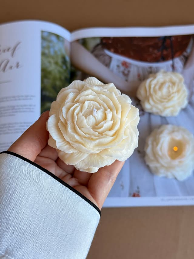 Peony Candle
