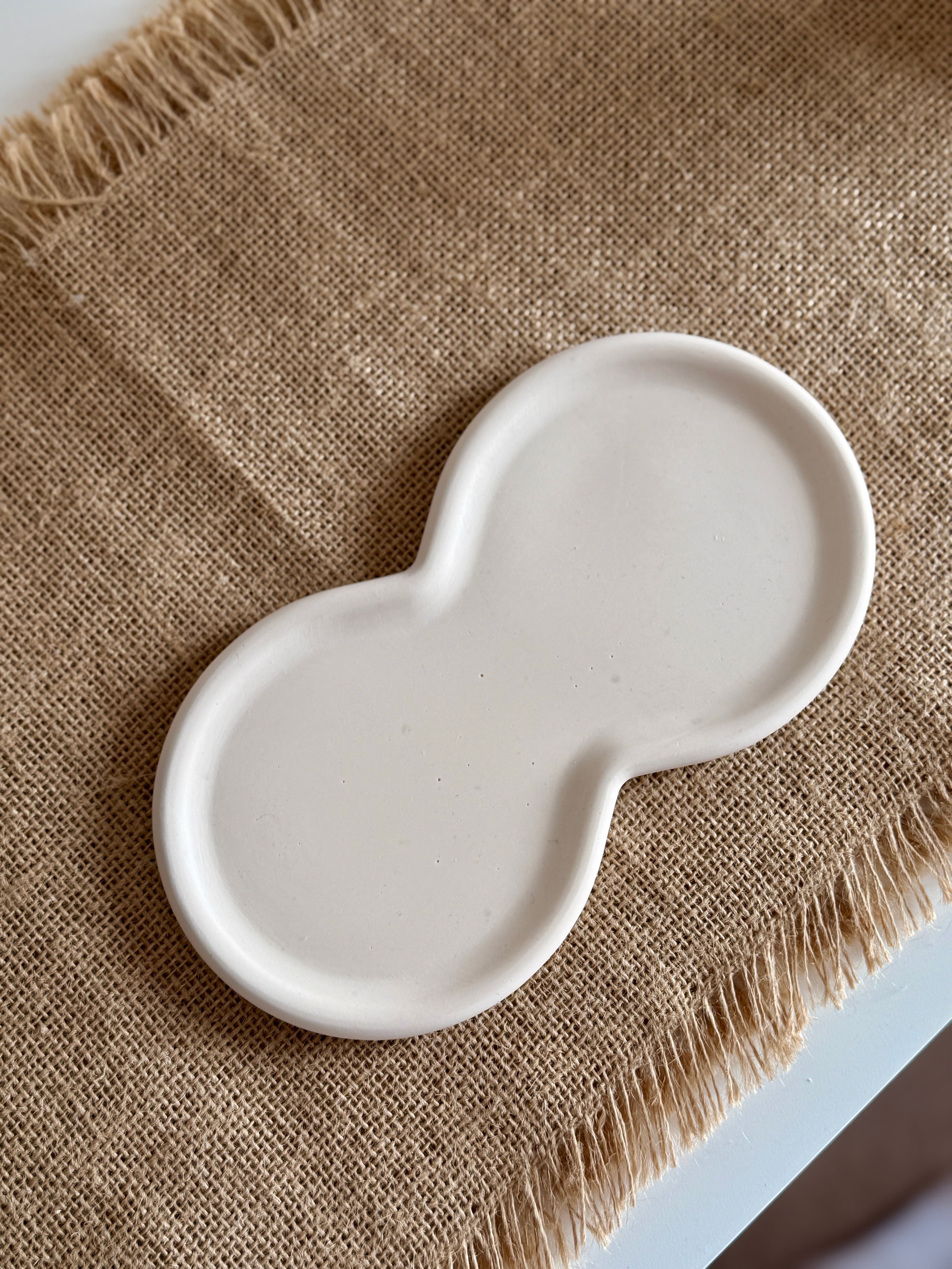 NUT Tray
